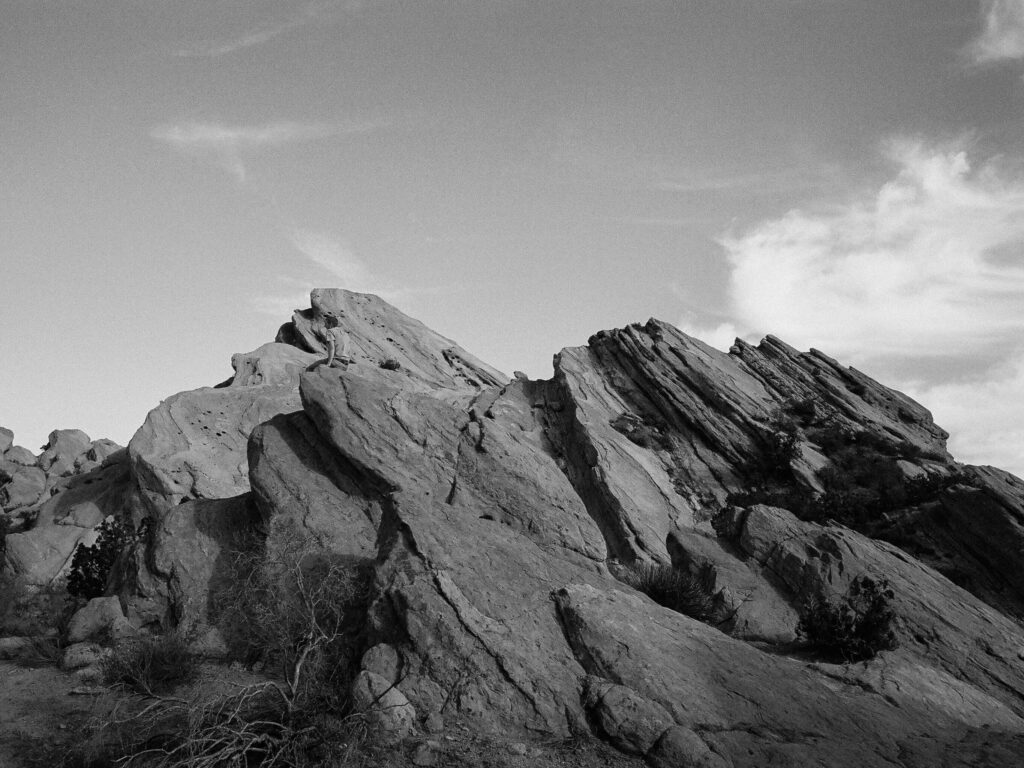 A black and white image of vazquez rocks, california.